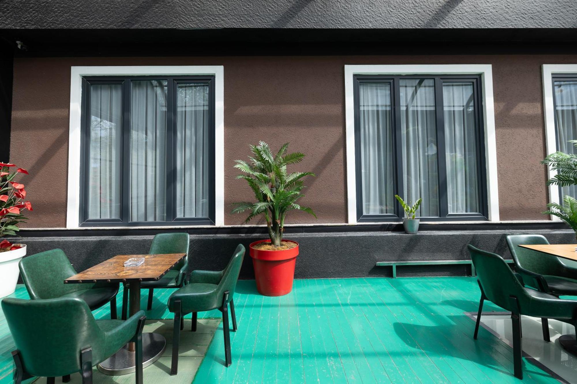 4R Colombo Hotel Τίρανα Εξωτερικό φωτογραφία
