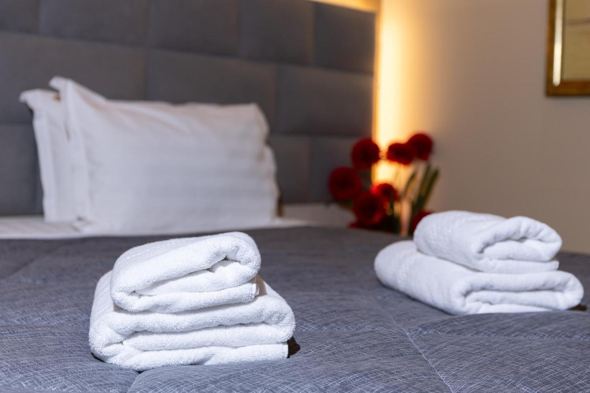 4R Colombo Hotel Τίρανα Εξωτερικό φωτογραφία