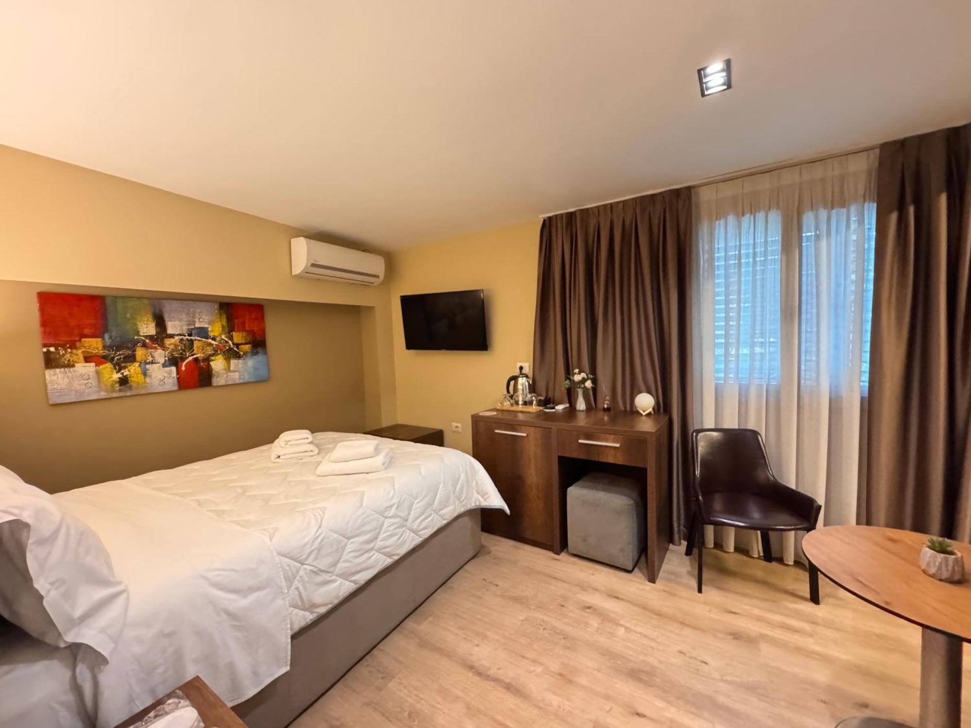 4R Colombo Hotel Τίρανα Εξωτερικό φωτογραφία