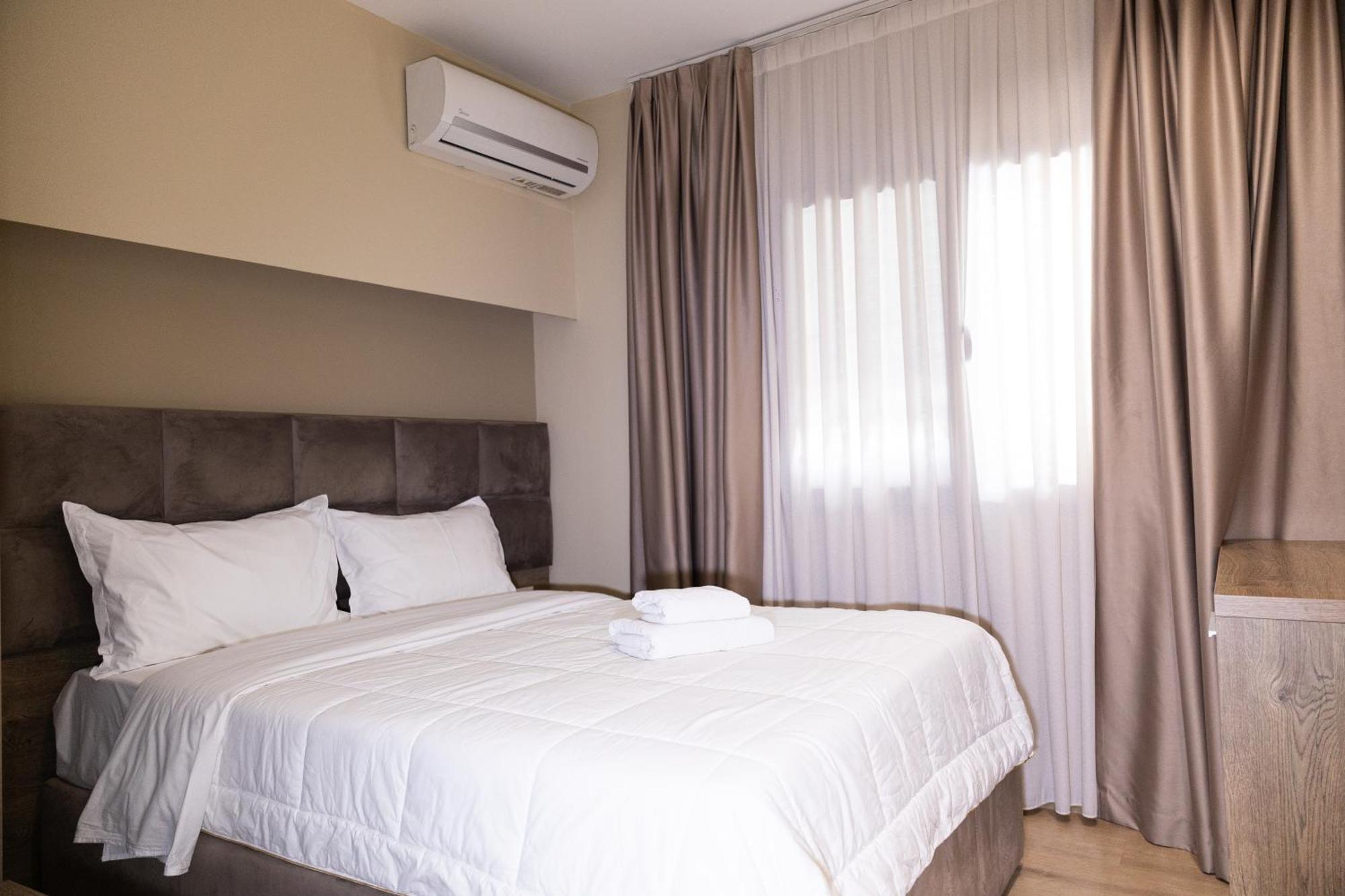 4R Colombo Hotel Τίρανα Εξωτερικό φωτογραφία