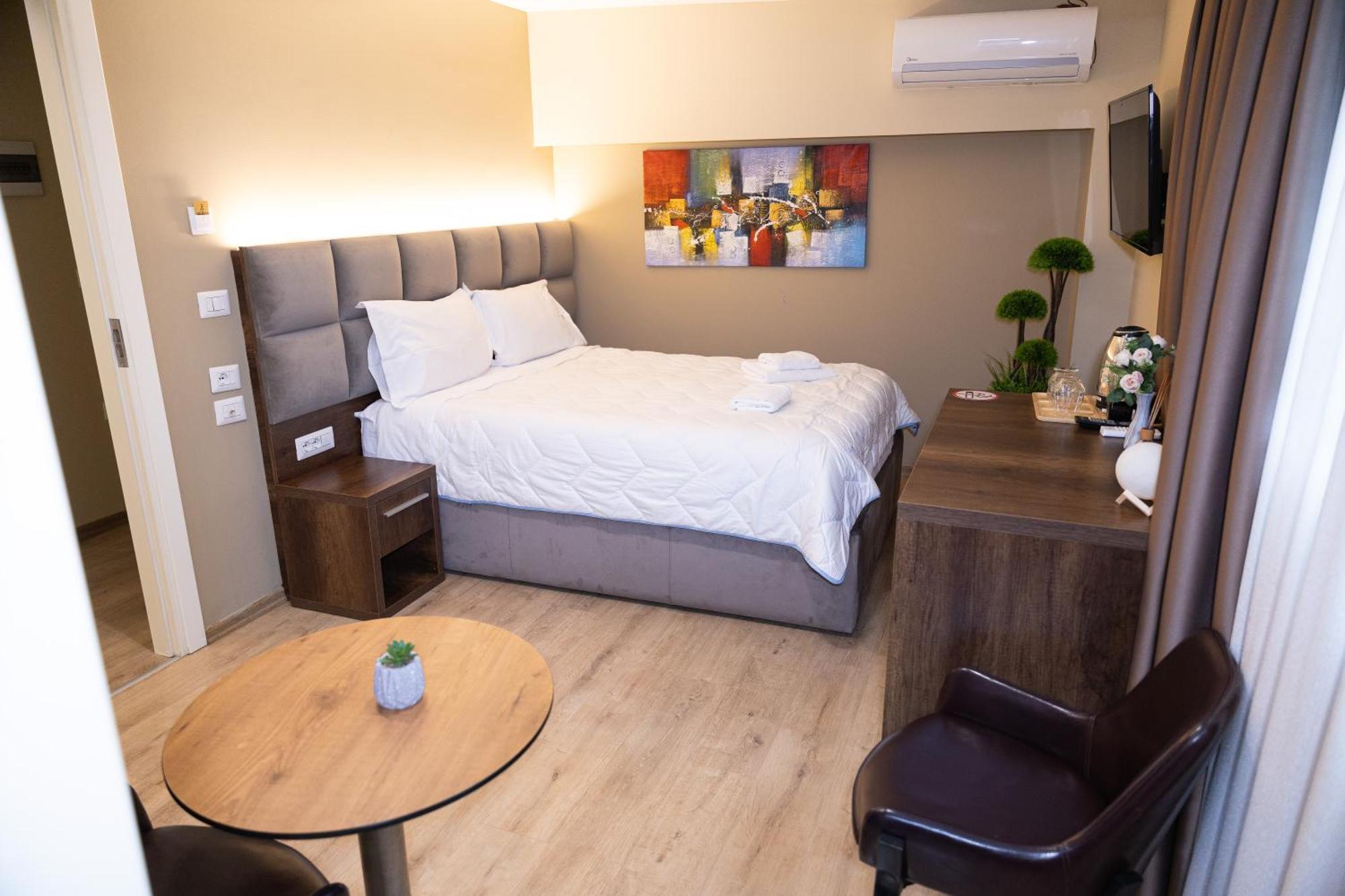 4R Colombo Hotel Τίρανα Εξωτερικό φωτογραφία