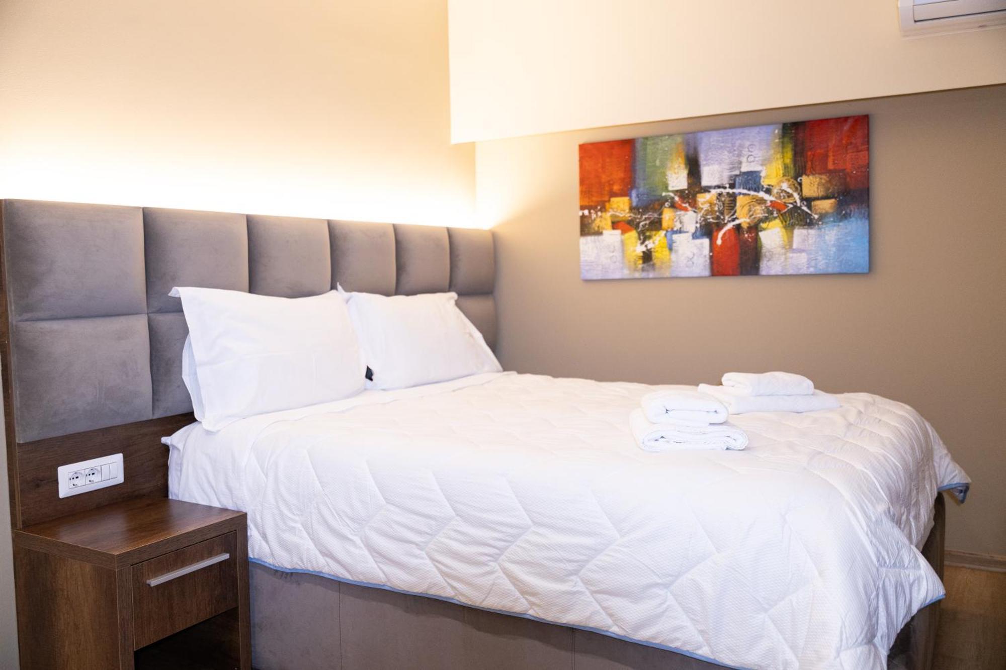 4R Colombo Hotel Τίρανα Εξωτερικό φωτογραφία